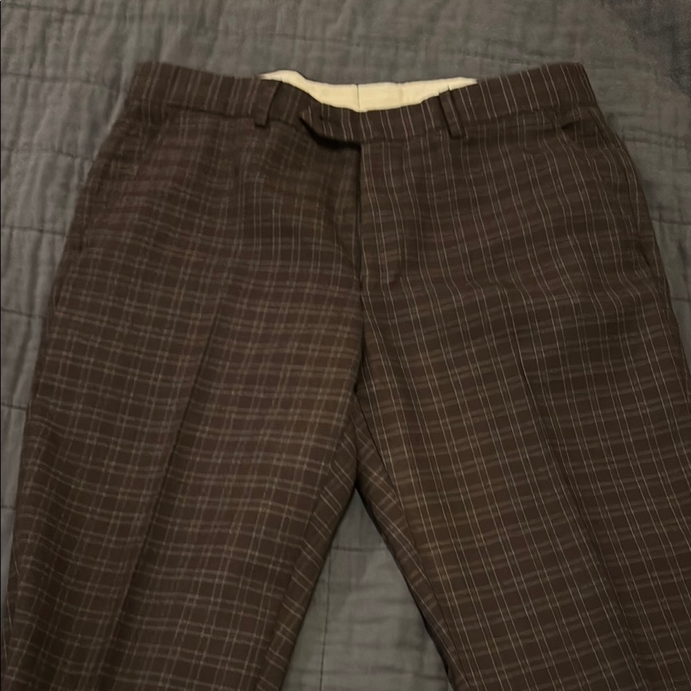 Todd Snyder Sutton (tailored) fit 100% Italian wool dress pants, size 34 x 34
